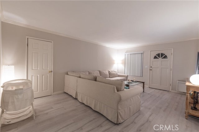 Building Photo - 161 Streamwood