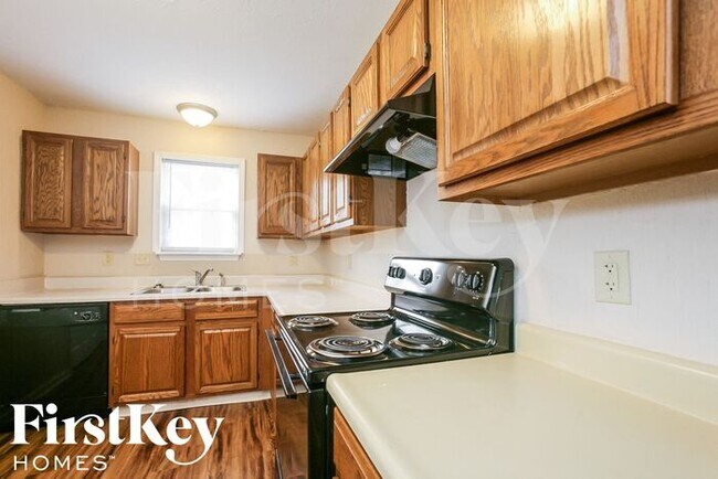 Foto del edificio - 11356 Cherry Tree Way