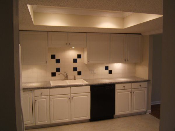 Building Photo - 3 br, 2 bath House - FAWNRIDGE SUBDIVISION...