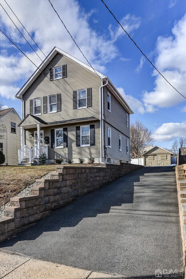 Foto del edificio - 738 1st St