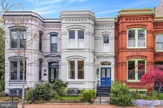 Building Photo - 1102 East Capitol St NE