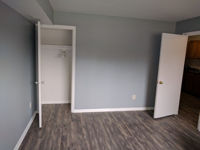 Foto del edificio - 7517 Riverdale Rd