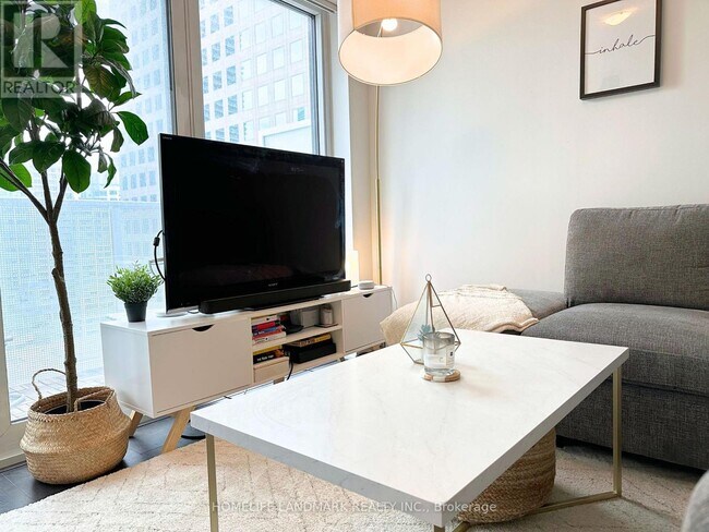 Photo du bâtiment - 88 Harbour St