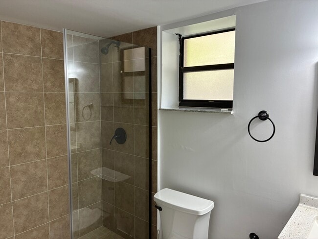 Foto del edificio - 13000 SW 92nd Ave