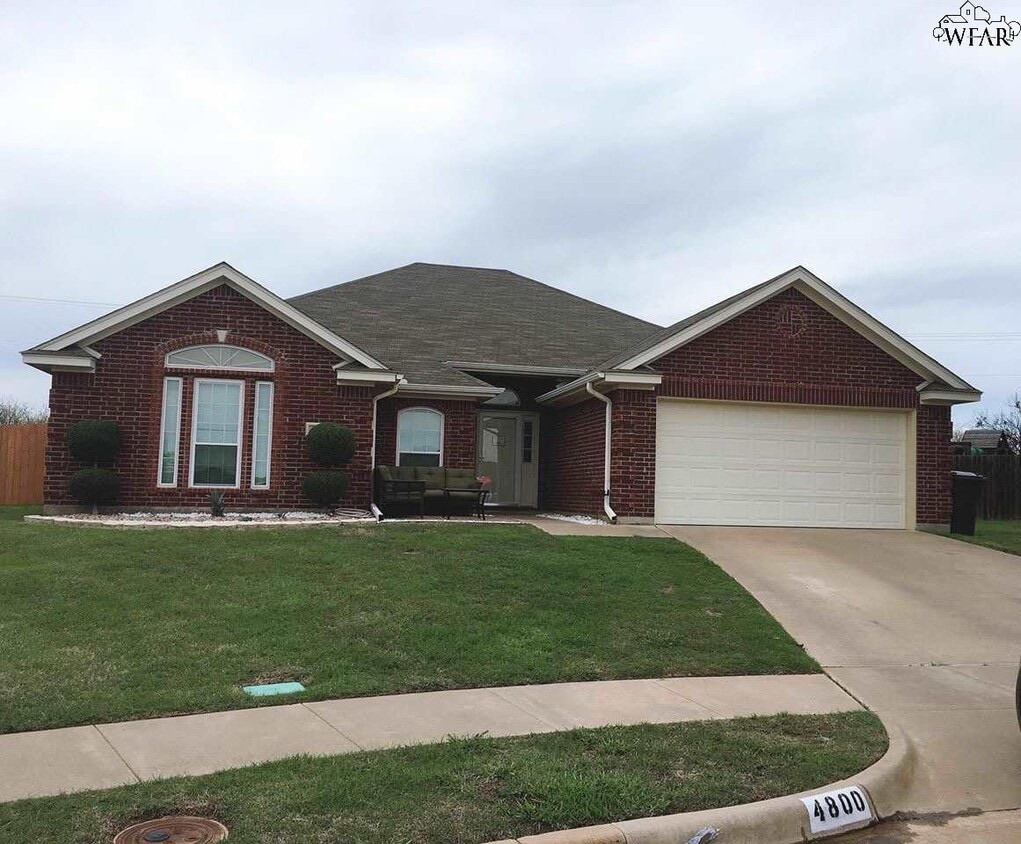 Primary Photo - 4800 Libby Dr