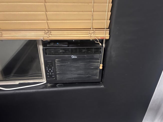 Foto del edificio - 17372 W Navajo St