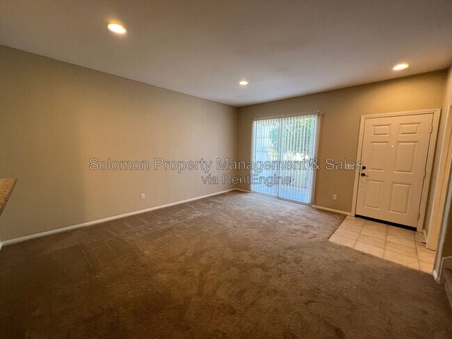 Foto del edificio - 1474 Rancho Rose Way