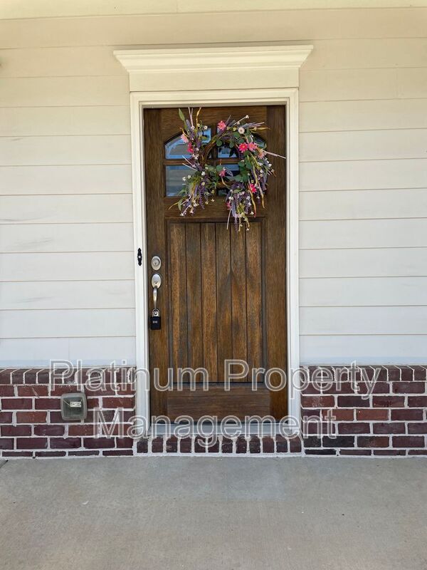 Building Photo - 2312 Echelon Ln
