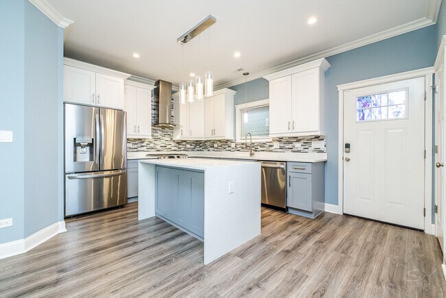 Foto del edificio - 1300 S Heath Ave