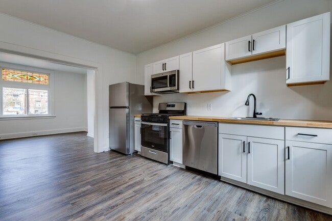 Foto del edificio - Fully Renovated 2BR Home in Mt. Washington...