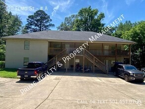 Building Photo - 320 Elmo St