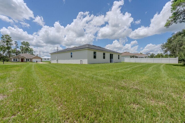 Foto del edificio - 4739 SW 159th Ln