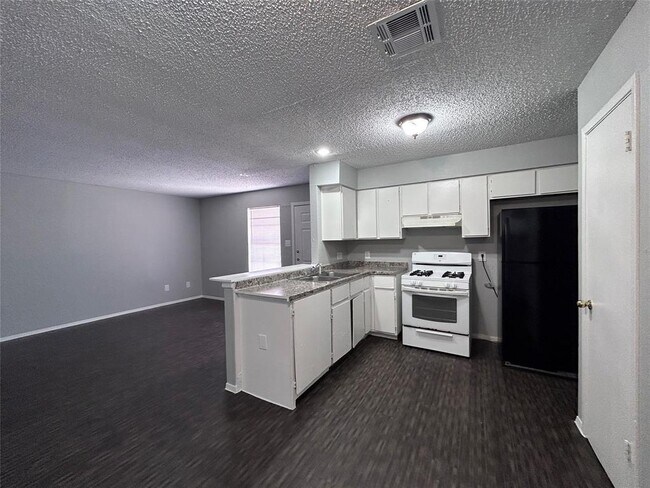 Foto del edificio - 4910 Pepper Ln