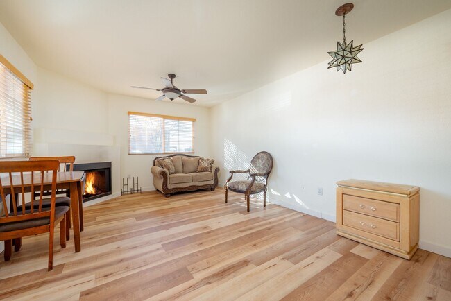 Foto del edificio - Available Now this Lovely One Bedroom Condo