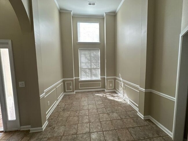Building Photo - SELF TOUR NOW! - 144 Saint Charles Dr, Hel...