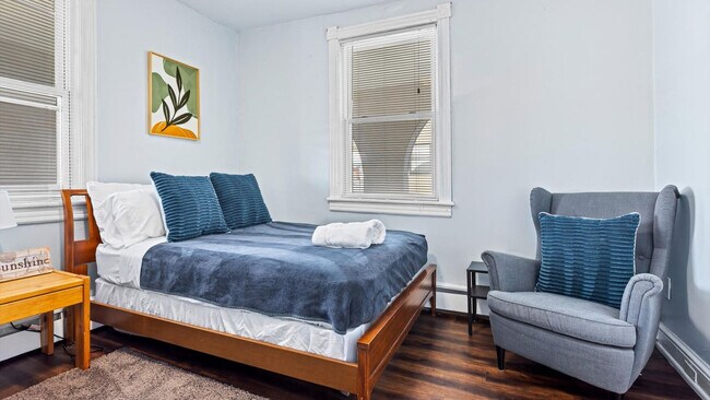 Foto del edificio - 206 N Dorset Ave