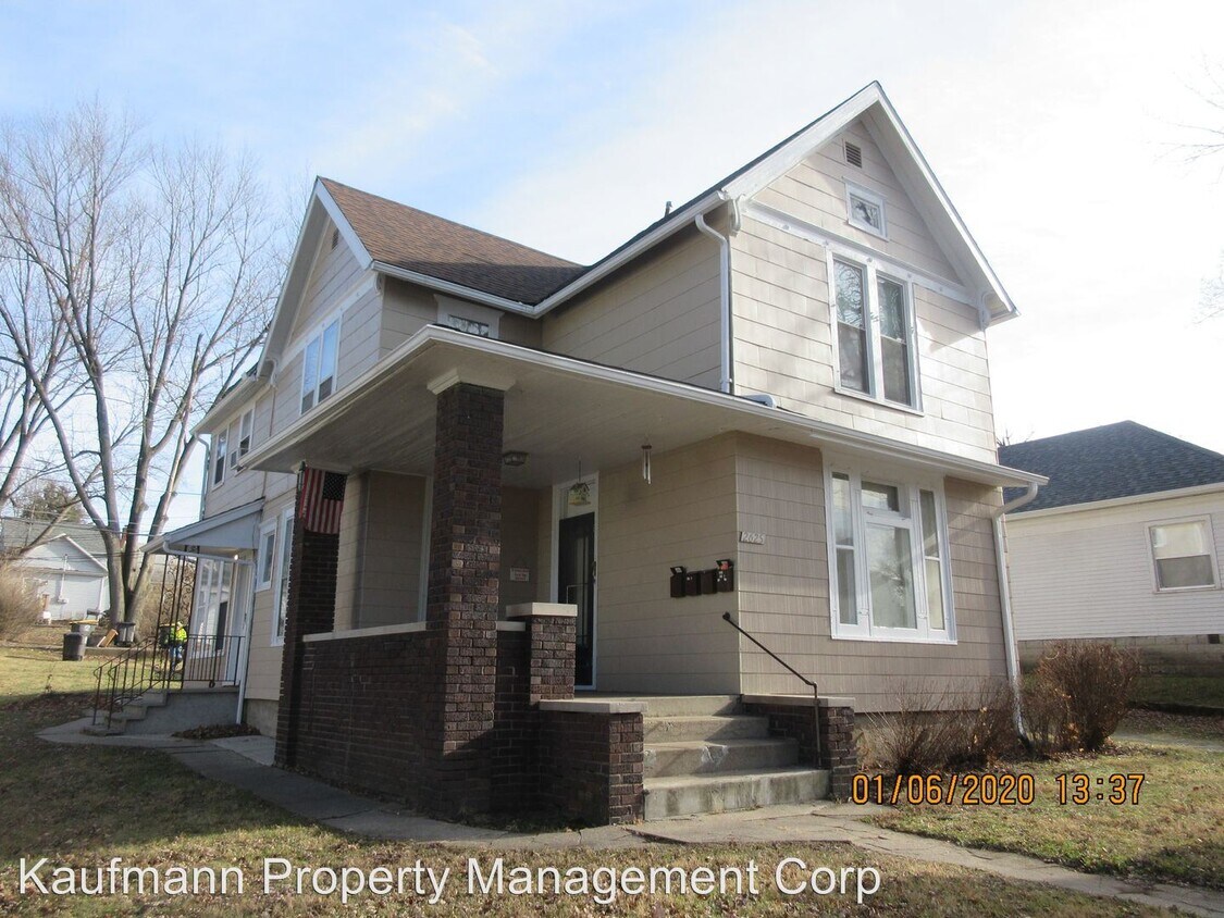 Primary Photo - 2625 Fox Ave