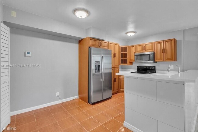 Foto del edificio - 2 br, 2 bath House - 921 Lyons Rd Apt 3102