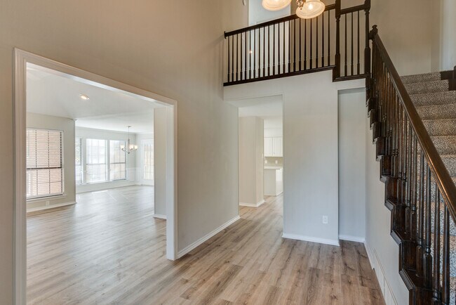 Building Photo - 517 Indian Creek Dr