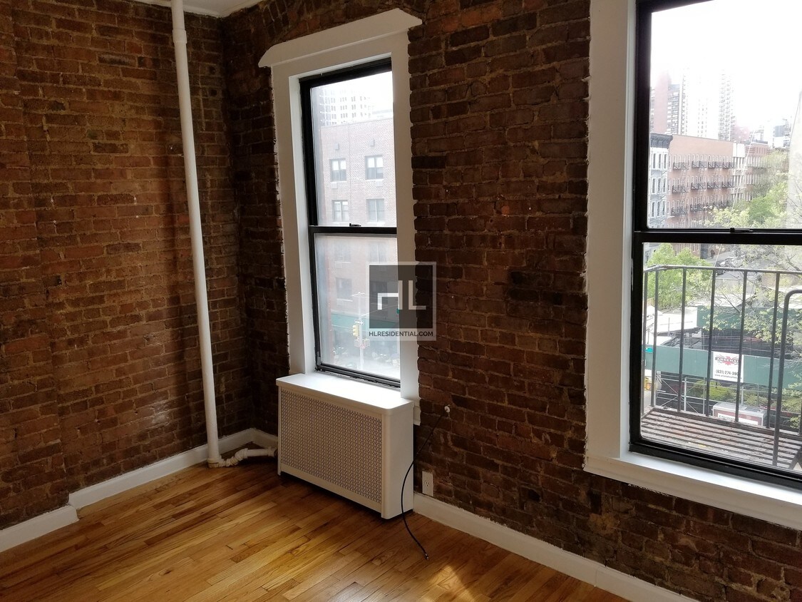 Primary Photo - Upper East Side Junior One Bedroom.