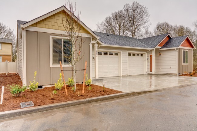 Willow Creek Townhomes Apartments Vancouver, WA