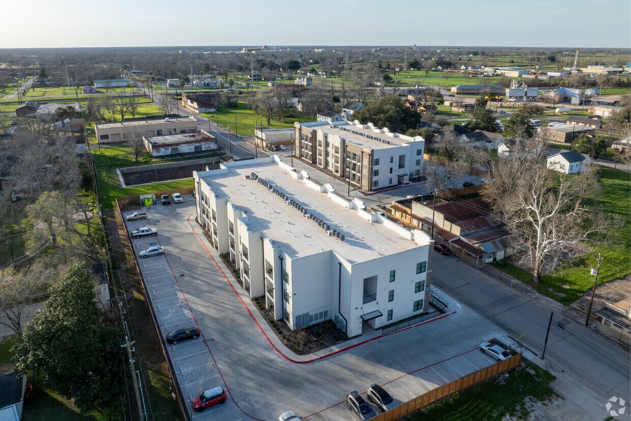 Aerial Context - Emerson Heights