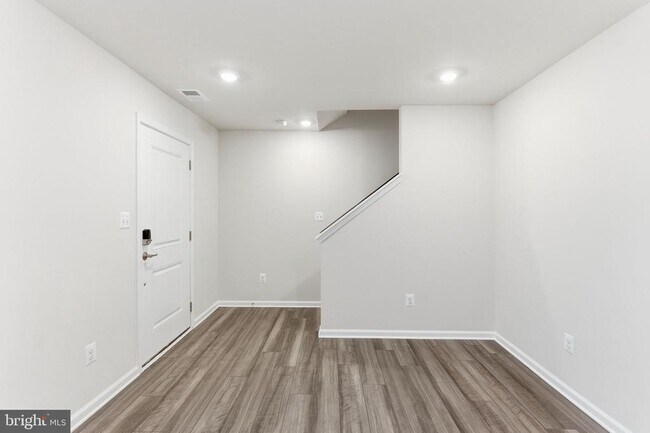 Foto del edificio - 410 18th Ave