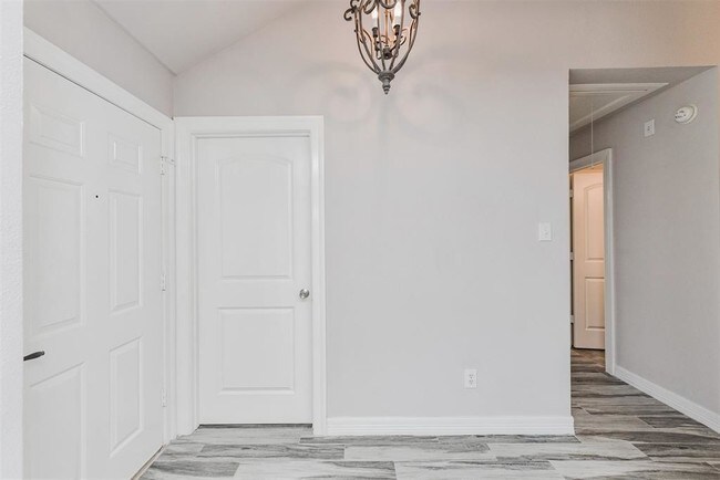 Building Photo - 2884 Lost Cove Ct
