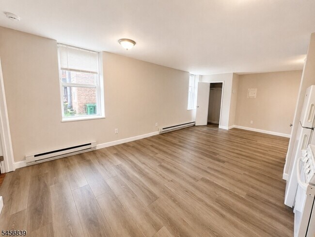 Foto del edificio - 39 Glenridge Ave