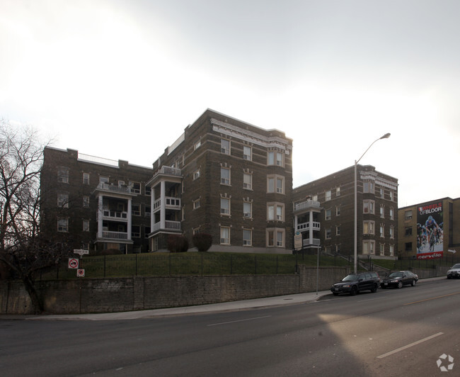 Primary Photo - Village Gate Apartments