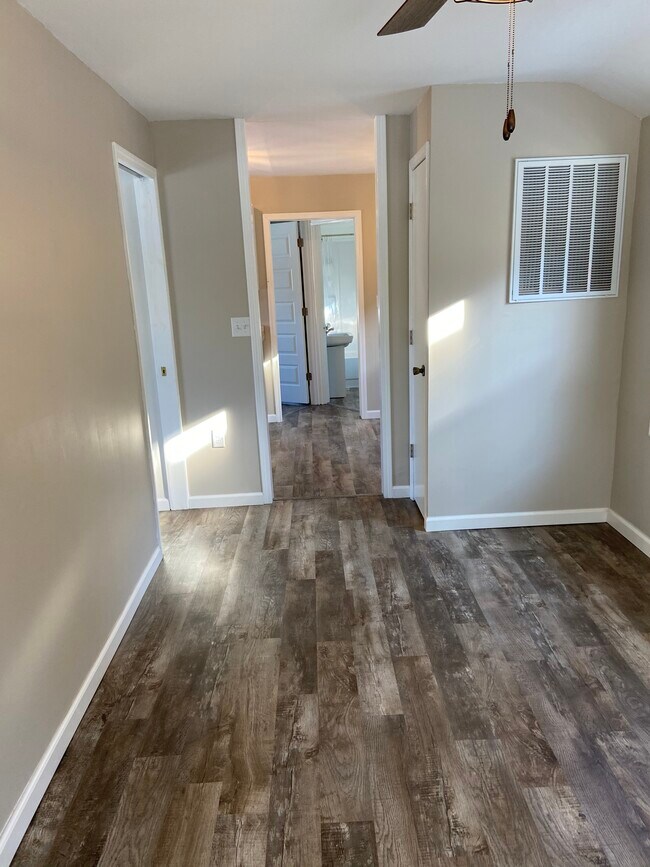 Foto del edificio - 4402 Flint Lake Gtwy