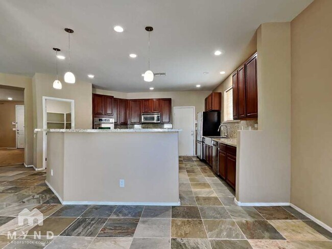 Building Photo - 3518 E Bartlett Dr