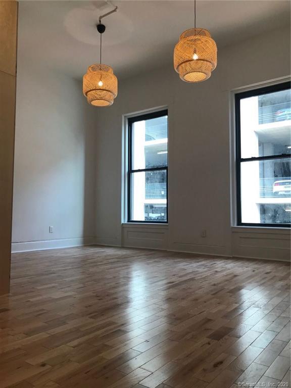 Building Photo - 139 Orange St