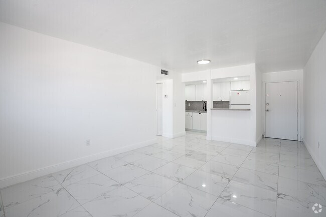 1 habitación, 1 baño - 550 pies cuadrados - Sala de estar/cocina - Blackstone Apartments