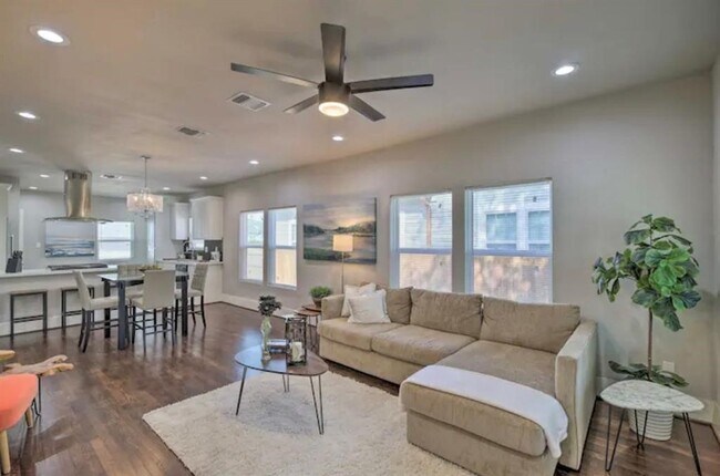 Foto del edificio - 5224 Leeland St