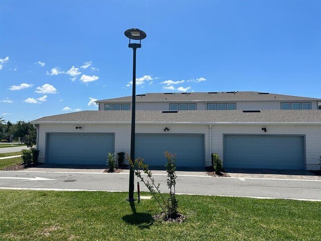 Foto del edificio - 10473 Folly Bch Rd