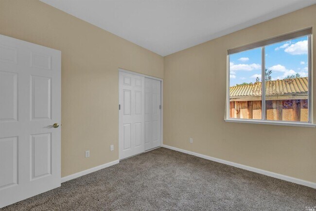 Building Photo - 510 Harvest Spring Ct