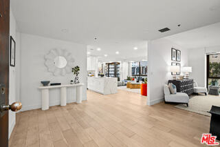 Foto del edificio - 10750 Wilshire Blvd