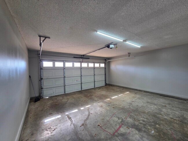 Foto del edificio - 7780 Mesa Dr