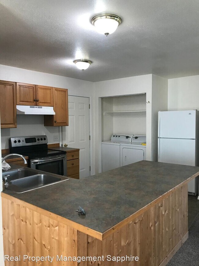 Building Photo - 2 br, 2 bath House - 4141 Grizzly Way