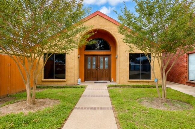 Foto del edificio - 11111 Jones Rd W