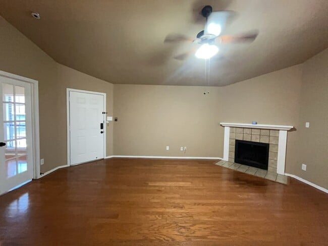 Building Photo - 6703 Fire Hill Dr