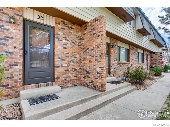 Foto del edificio - 2708 19th Street Dr