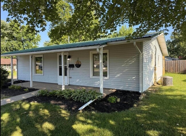 Building Photo - 100 Valley View Dr