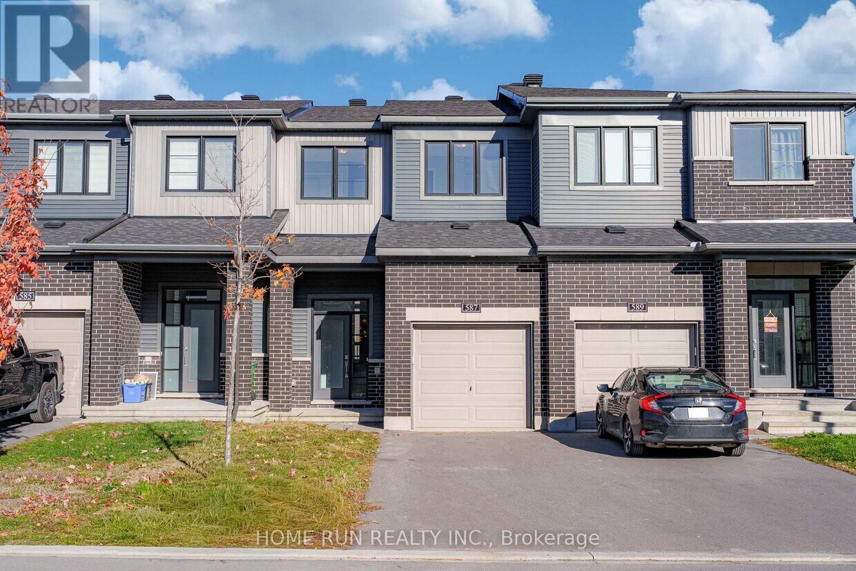 Primary Photo - 587 Lilith St