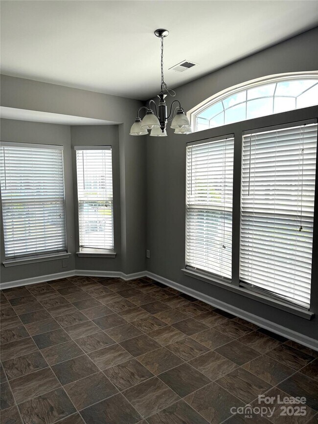 Foto del edificio - 10895 Garden Oaks Ln
