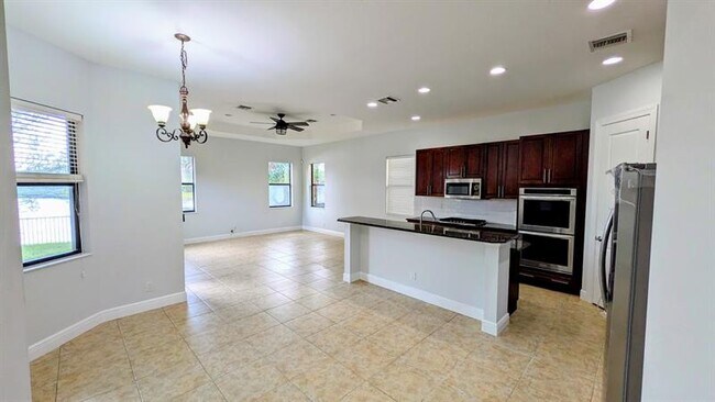 Foto del edificio - 11555 NW 81st Pl