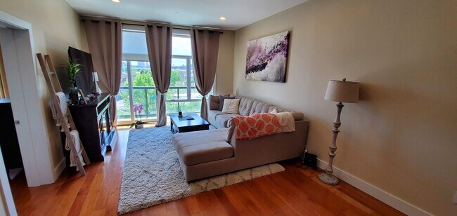 Foto del edificio - 601 N 2nd St