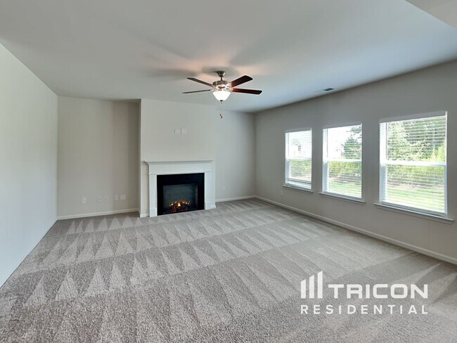Foto del edificio - 2328 Hastings Mnr Ln