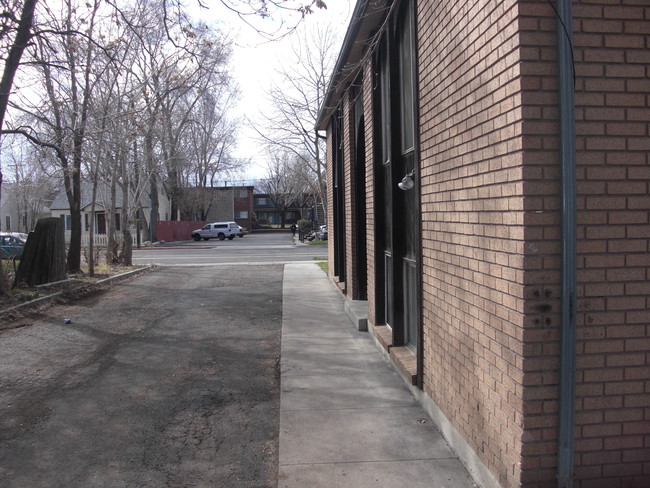 Building Photo - 2175 S 300 E